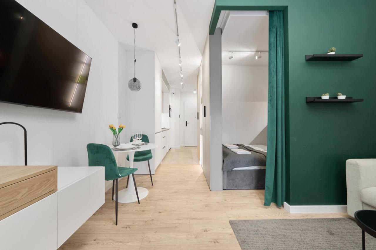 Cosy With Access To Gym And Area By Renters Apartment Wroclaw